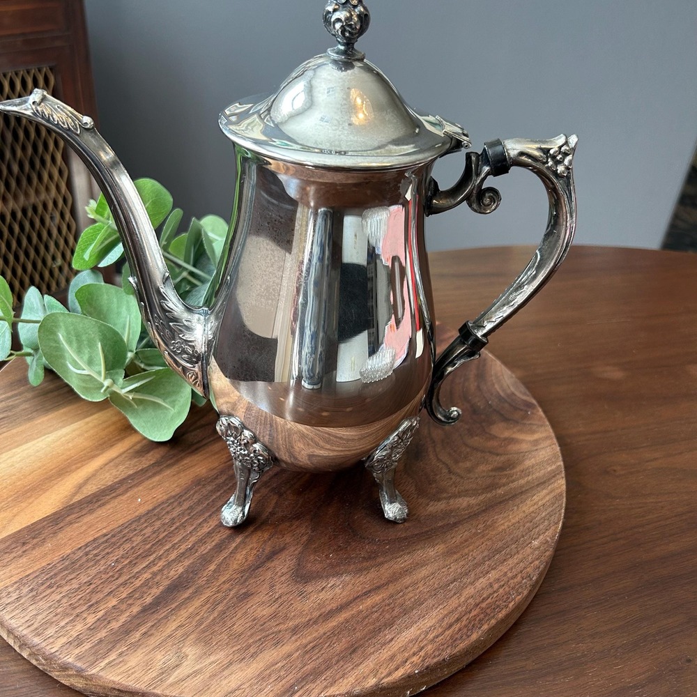 Vintage Leonard Silverplated coffee Pot